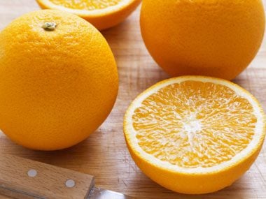 vitamin C-rich foods oranges