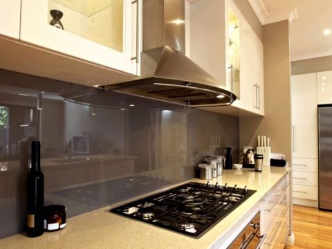 What are some kitchenette design tips?