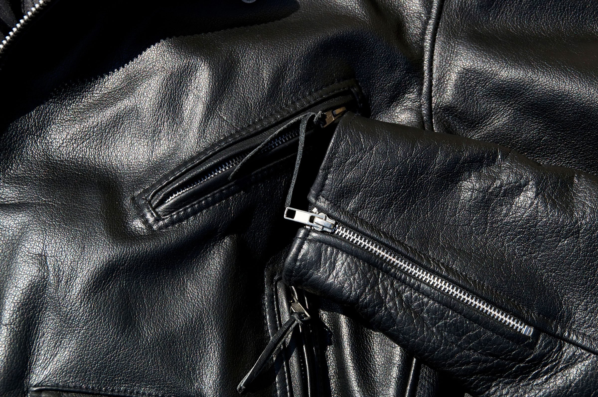 What is the way to fix a squeaky leather jacket?