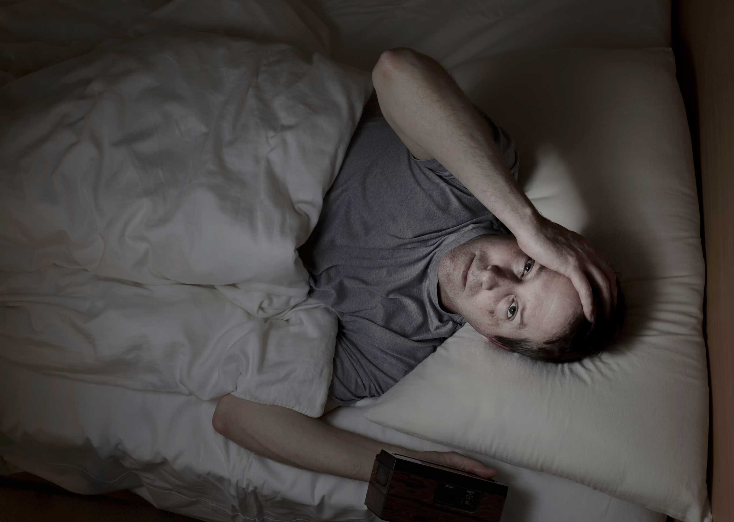07 bad habits insomnia awake in bed