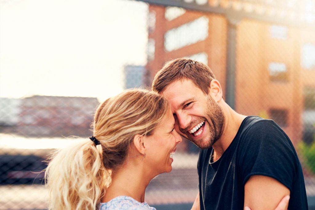 How to be More Attractive, According to Science | Reader's Digest