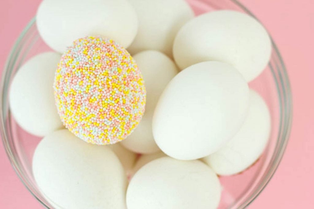 DIY-Sprinkle-Covered-Easter-Eggs3