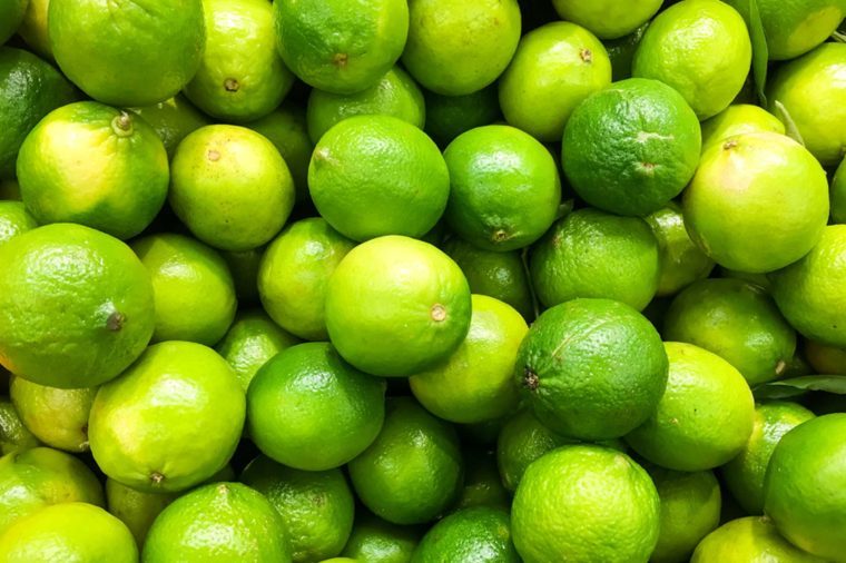 03-lime-Things-You-Must-Never-Ever-Do-to-Your-Skin,-According-to-Dermatologists_544921180-Radu-Bercan