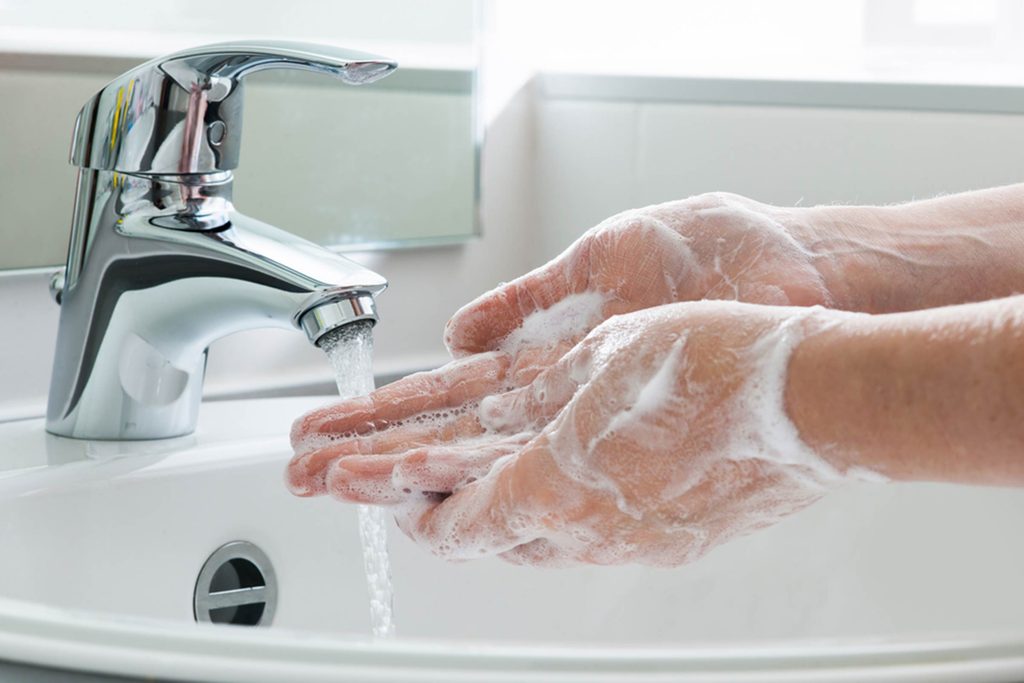 are-antibacterial-soaps-and-hand-sanitizers-worth-the-hype-260417144-Alexander-Raths-fb