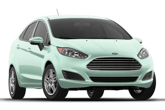 2019-Ford-Fiesta-SE.png