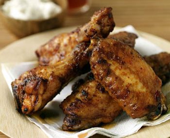 chicken-wings-down-on-the-spicy-chicken-ranch-sl