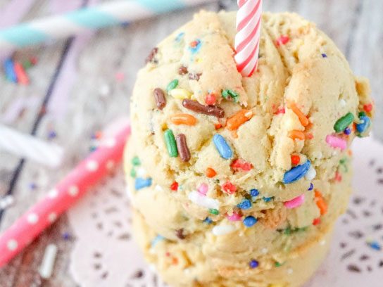 10 Cute Creative Birthday Cake Alternatives