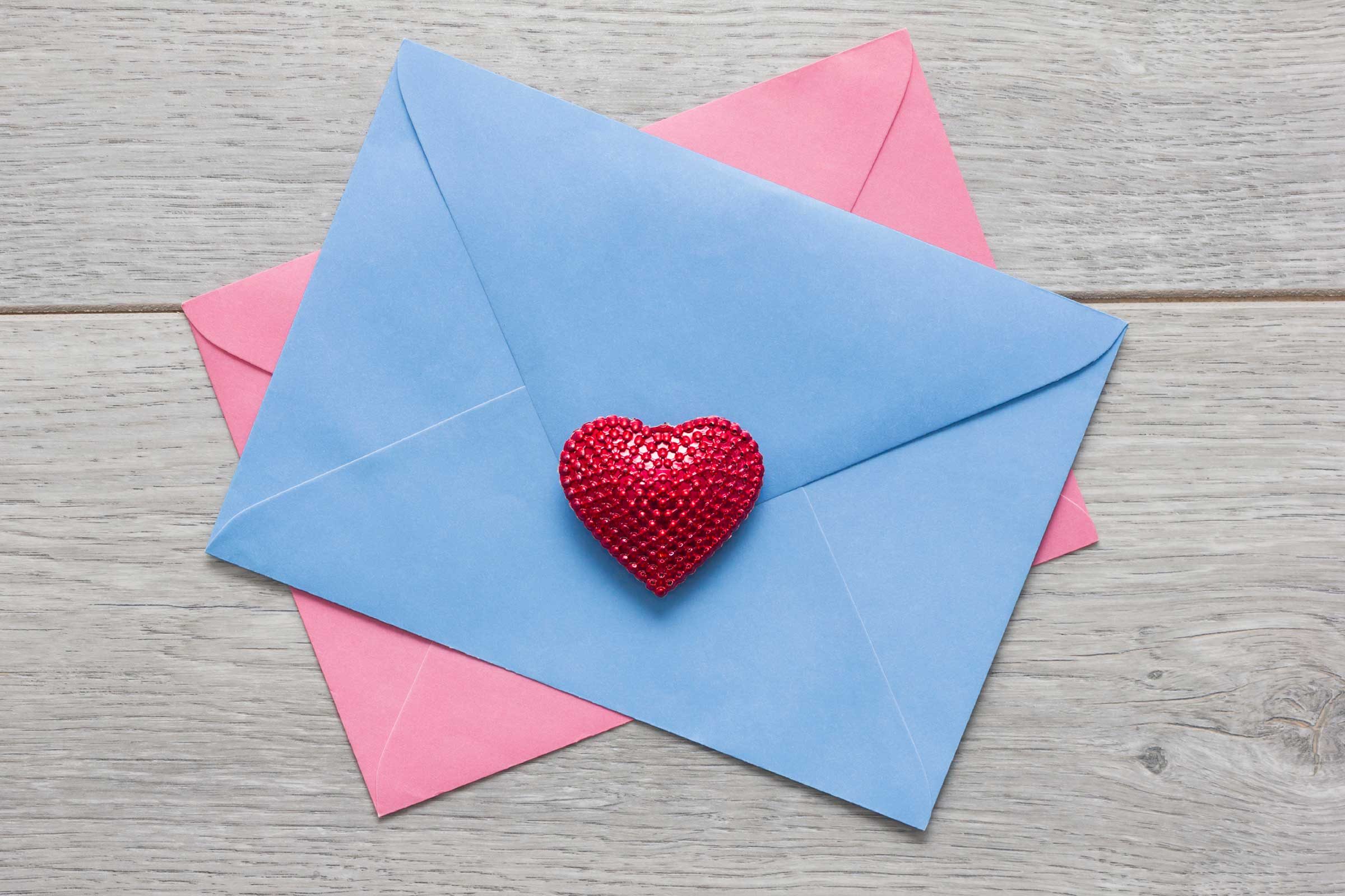 13 Things Your Card Store Won't Tell You on Valentine's Day | Reader's Digest2400 x 1599