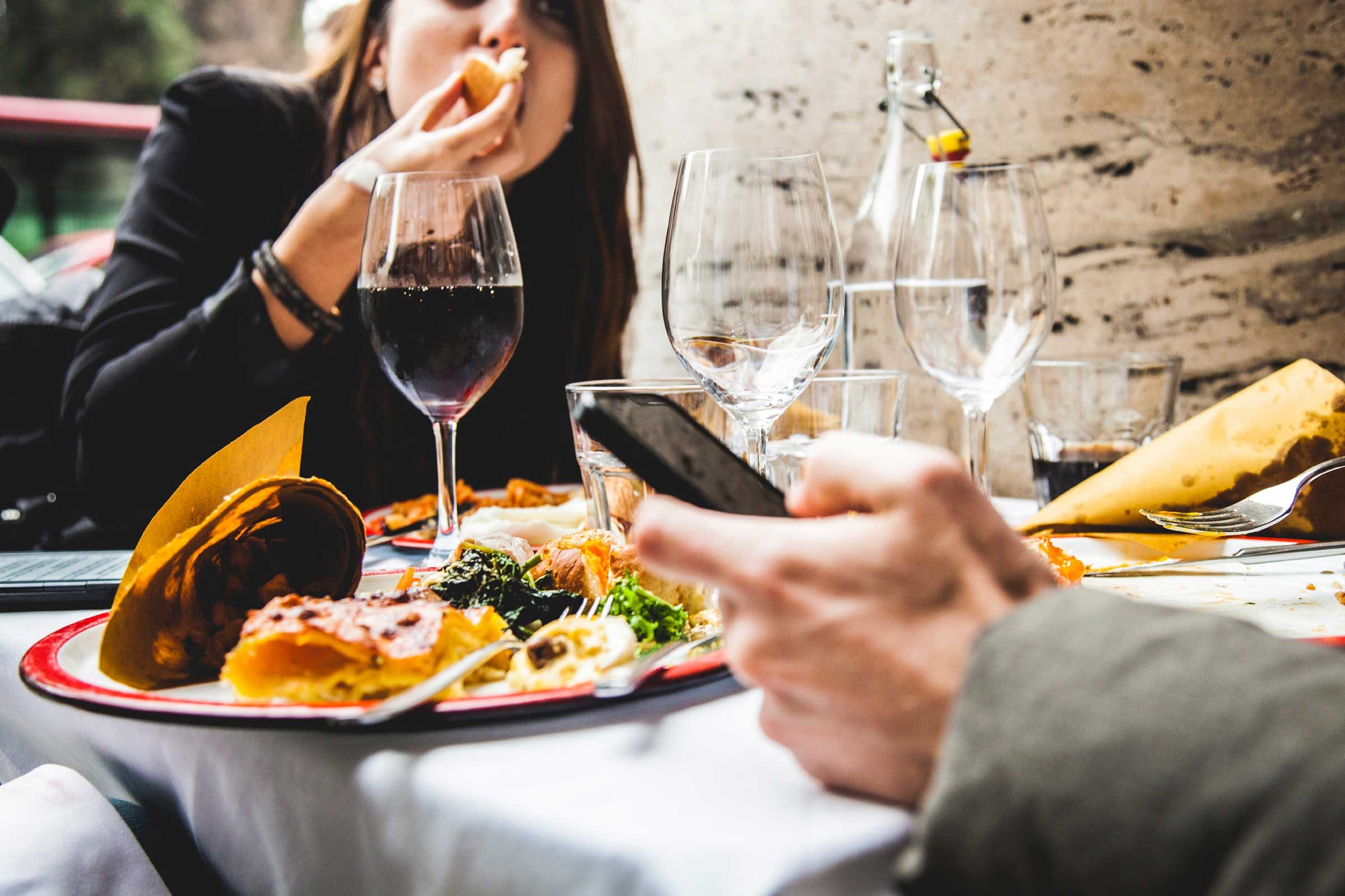 Eating Out With Diabetes: Menu Word to Avoid | Reader's Digest