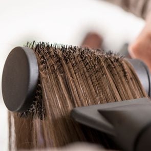13 things your hairstylist wont tell you drying hair