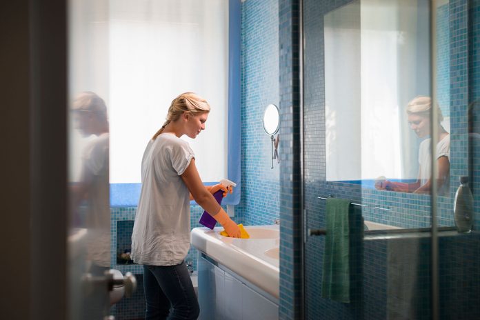 13 things your house cleaner wont tell you cleaning lady