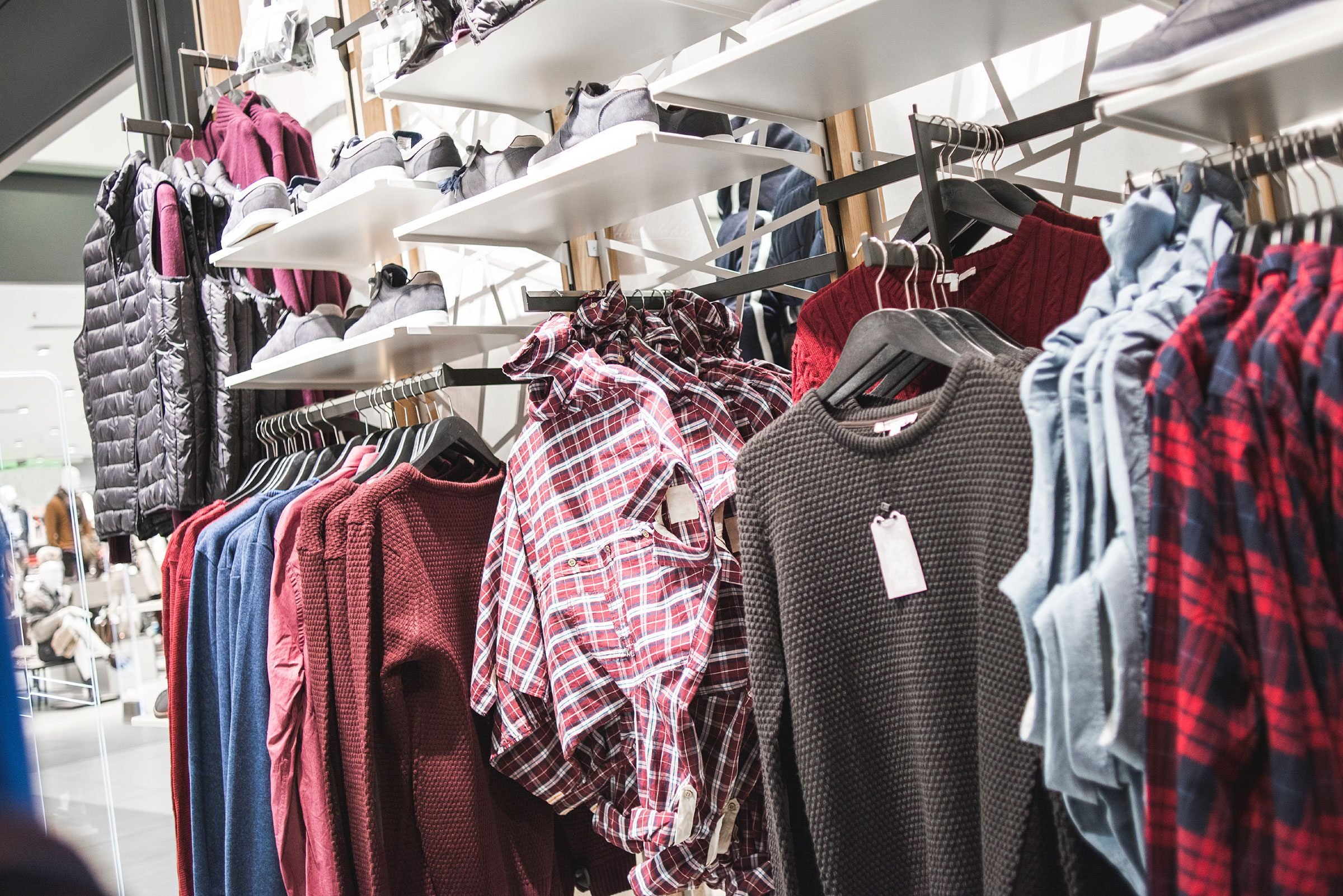 13 things thrift and consignment shops don't tell you | reader's digest