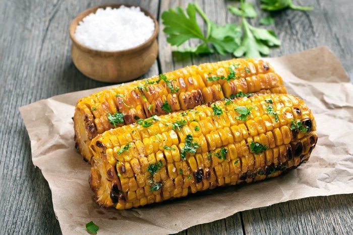 summer hacks corn on the cobb