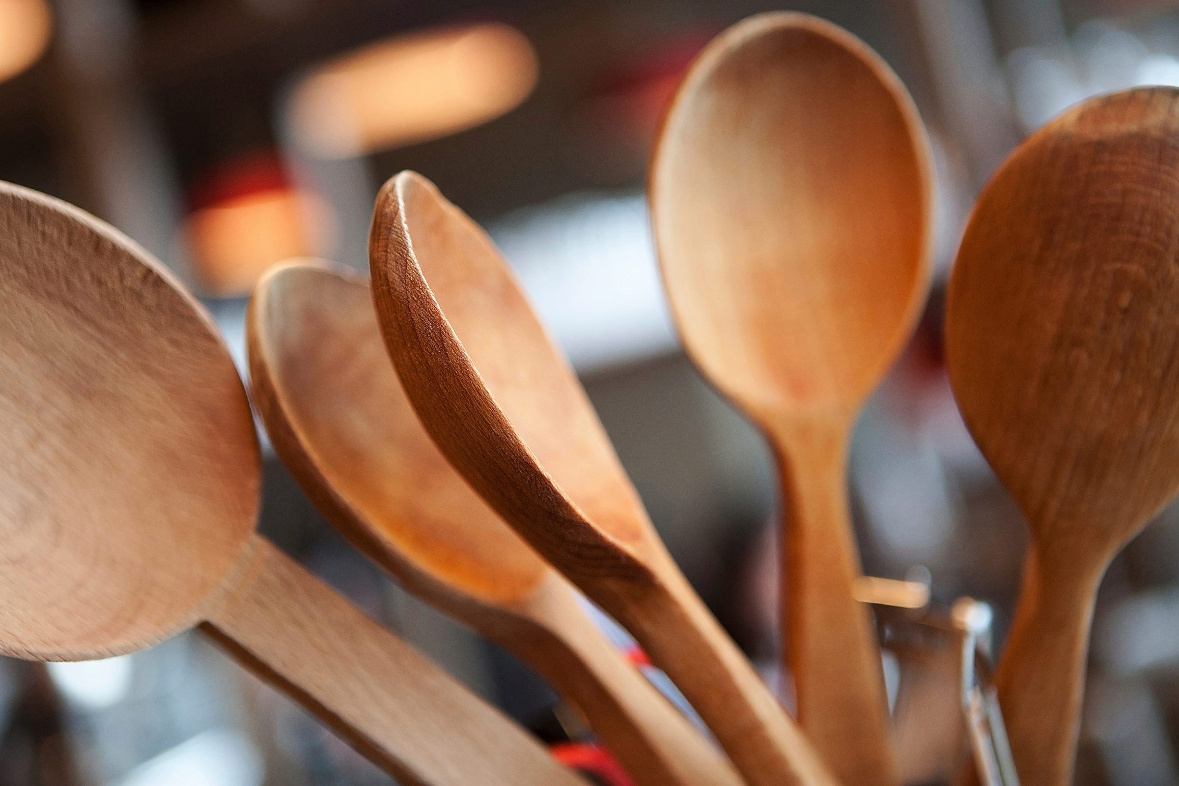 How to Clean a Smelly Wooden Spoon