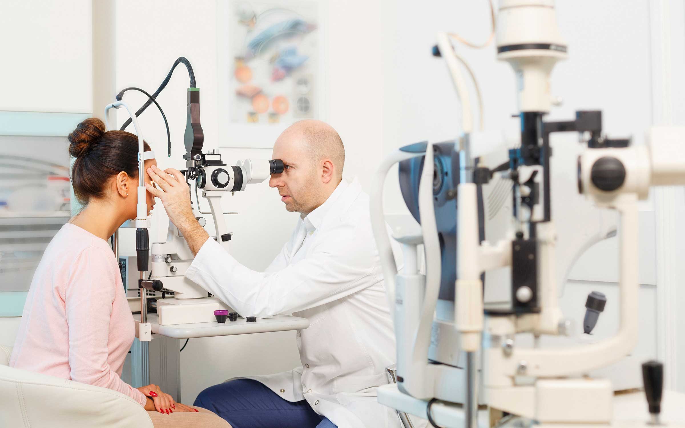 Shocking Diseases That Eye Doctors Find First | Reader's ...