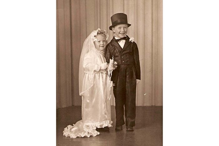 _bride-groom-brilliant-vintage-halloween-costumes