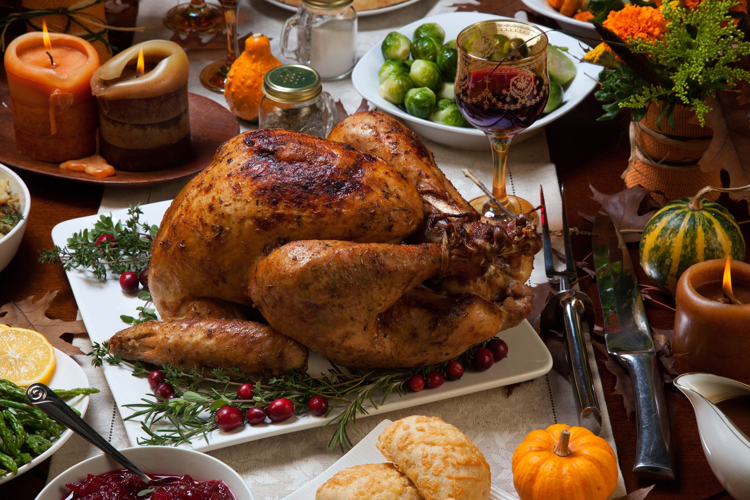 Thanksgiving Tips for Meal Etiquette | Reader's Digest