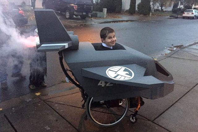 incredible-wheelchair-costumes