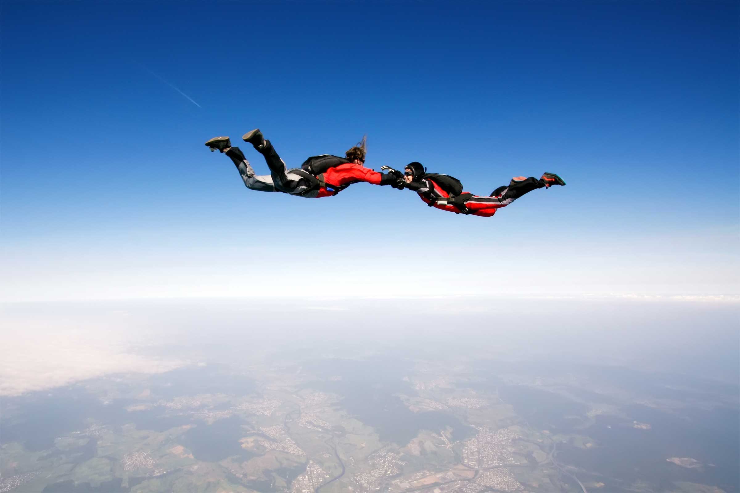 Choose a reputable skydiving center: