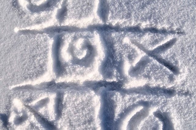 snowy_day_activities_whole_family_tic_tac_toe