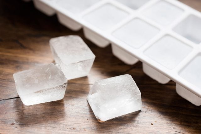this-is-right-way-ice-cube-tray