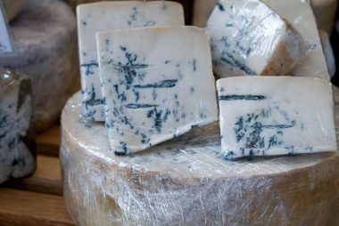012_BlueCheese_What_Your_Favorite_cheese_says_about_personality