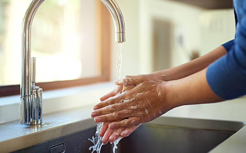 Should You Be Washing Your Hands With Dish Soap The Healthy