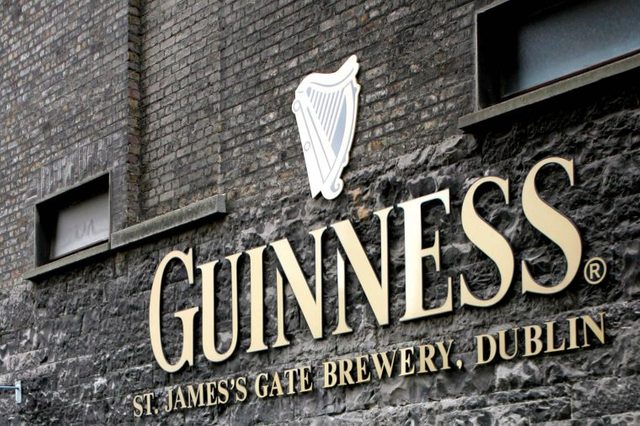 09-Mouth-Watering-Facts-About-Guinness-Beer-Andy-RainEPAREXShutterstock_7576757a