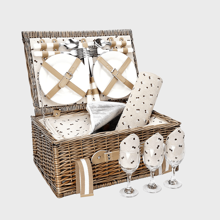 Willow Picnic Basket Set For 4 Persons Ecomm Via Amazon