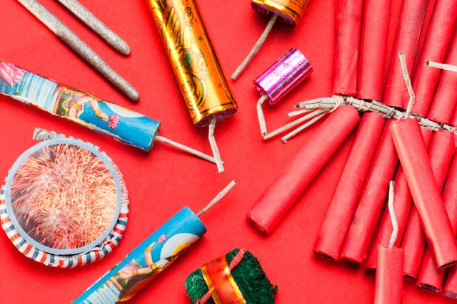 Don’t-Buy-These-Dangerous-Fireworks—They-Might-Explode-Unexpectedly