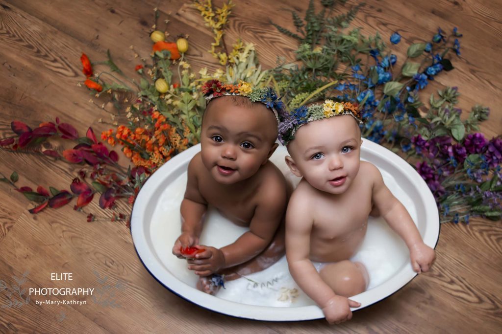 These Twin Babies Were Born With Different Skin Colors ...