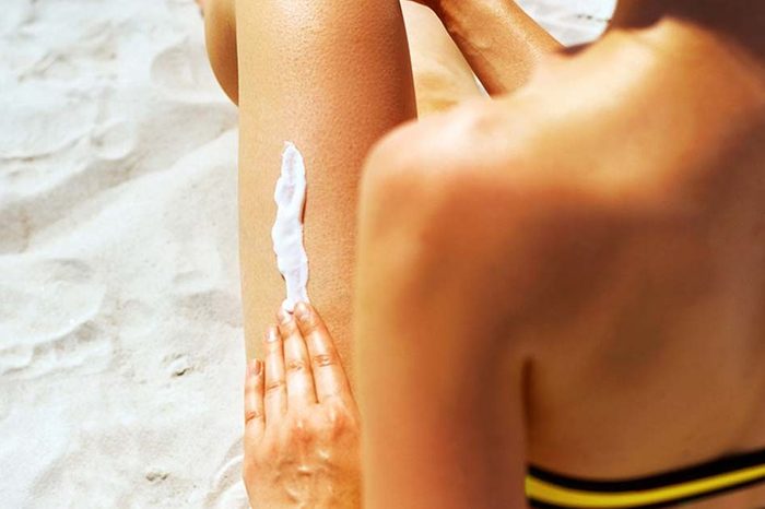 Warning-3-out-of-4-of-Sunscreens-Don't-Work,-Massive-Study-Finds