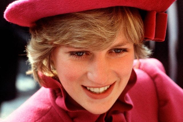 Princess-Diana's-Favorite-Perfume-is-STILL-AvailableAnd-You-Can-Totally-Afford-It-320538d-Kip-RanoREXShutterstock