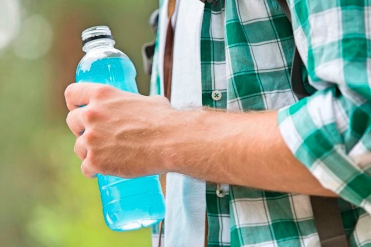 02-dehydration-Here’s-What-Energy-Drinks-Really-do-to-your-body-_590360399--sirtravelalot