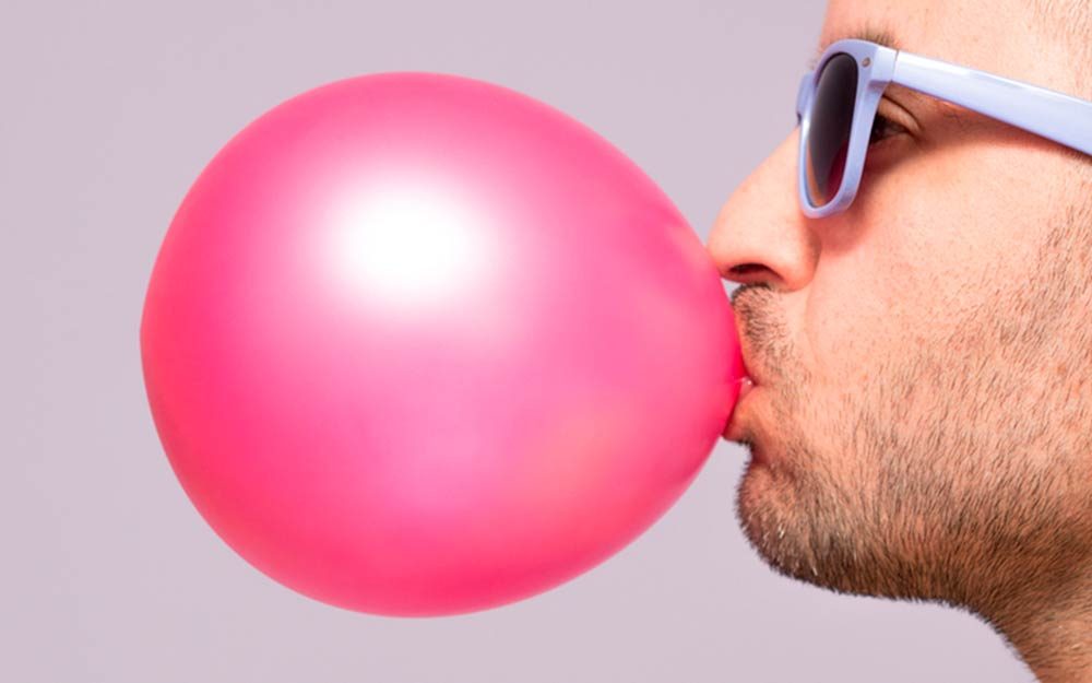 Chewing Gum Is Illegal in This Country—We're Not Kidding