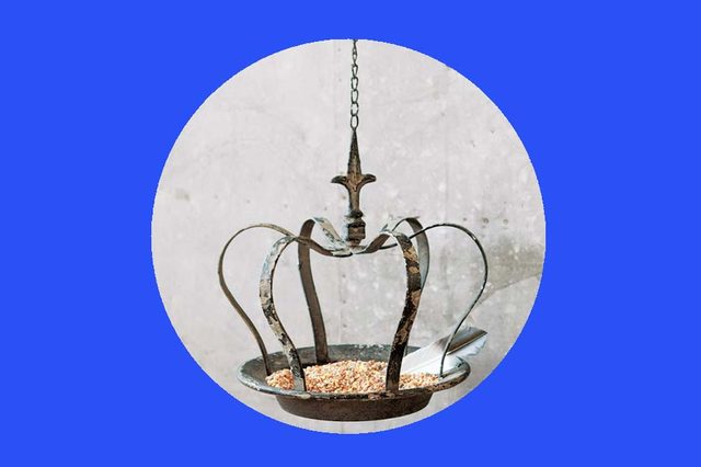 11-bird-feeder-Cheeky-Gifts-For-Fans-of-the-British-Royal-Family-via-oliveandcocoa.com