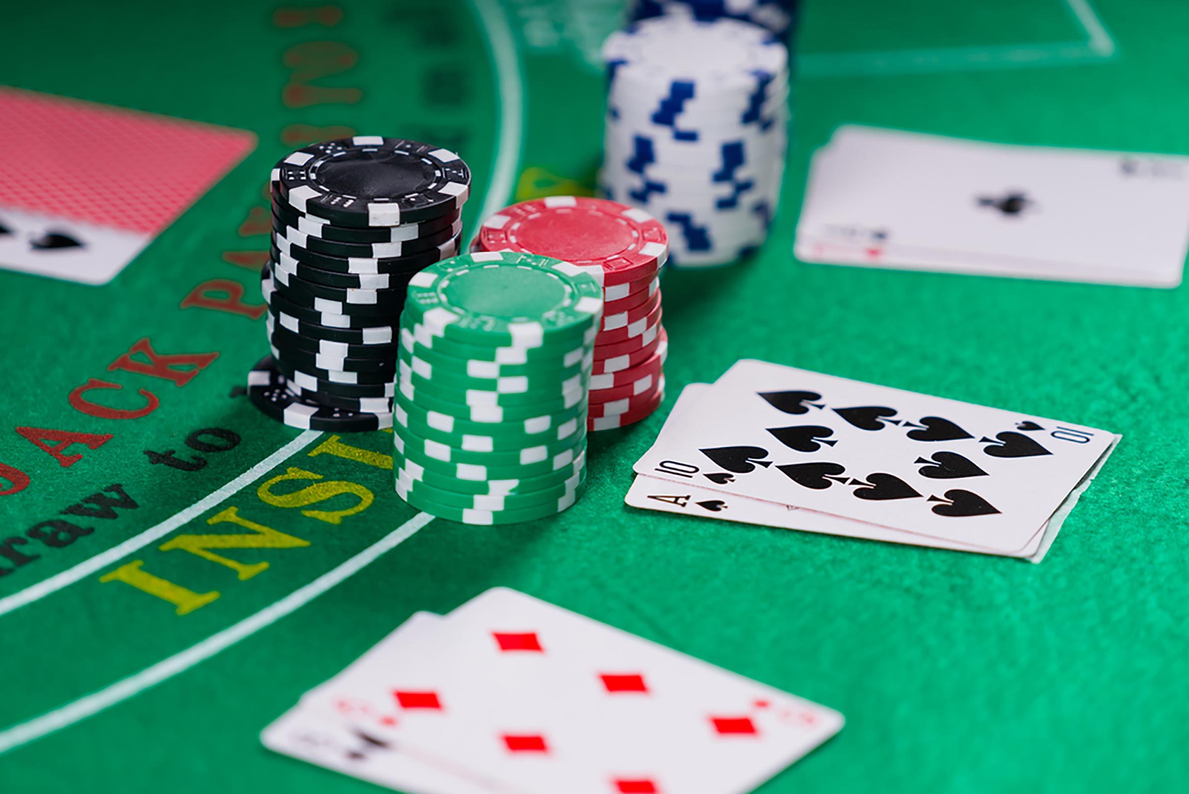 Reader's Digest | 7 Casino Games That Won't Take as Much of Your Money