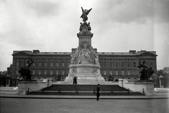 01-old-rarely-seen-buckingham-palace-editorial-7407157a-Uncredited-AP-REX-Shutterstock