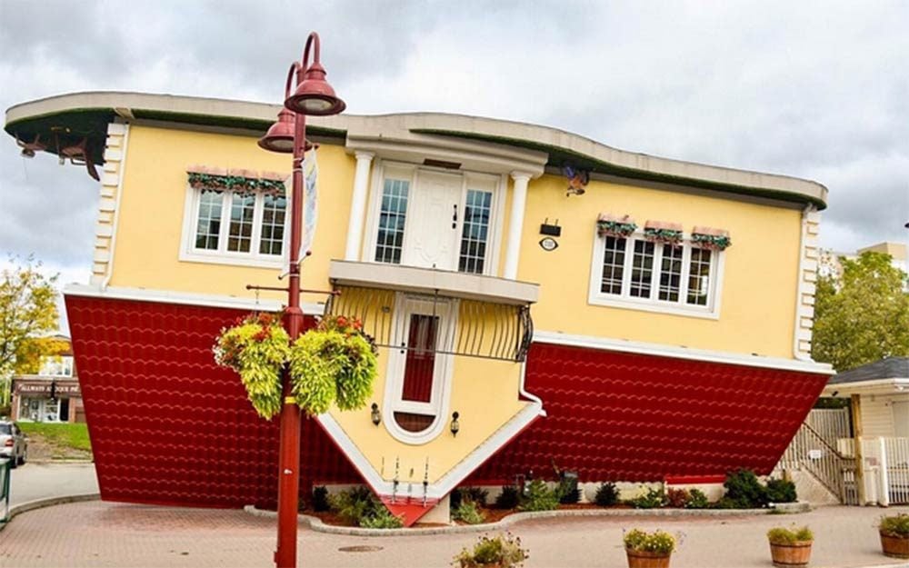12 Upside Down Houses That Will Make You Look Twice ...