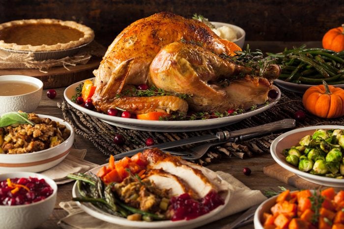 15 Things You Should Never, Ever Discuss at Thanksgiving Dinner