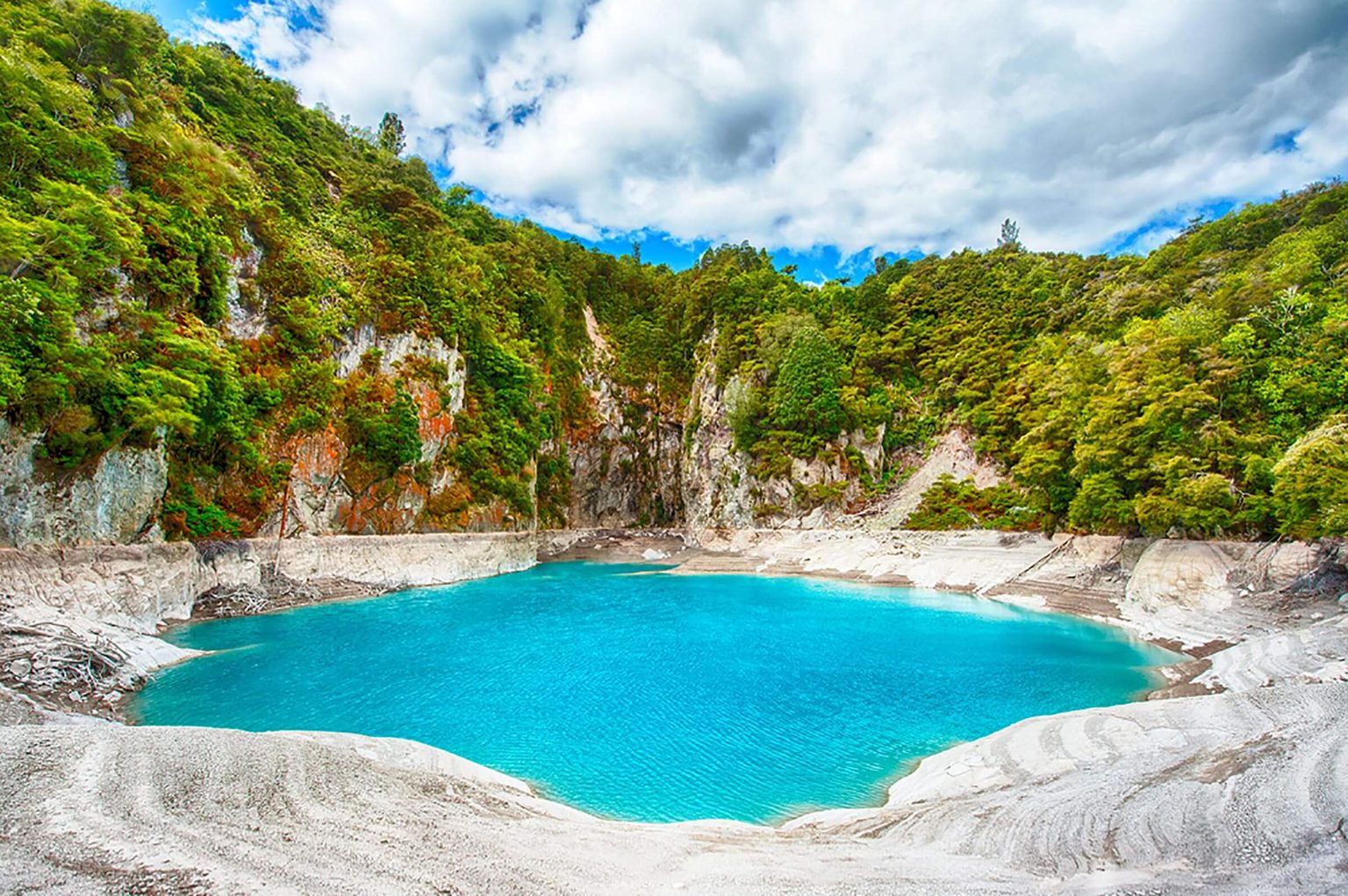The Most Gorgeous Hot Springs in the World | Reader's Digest