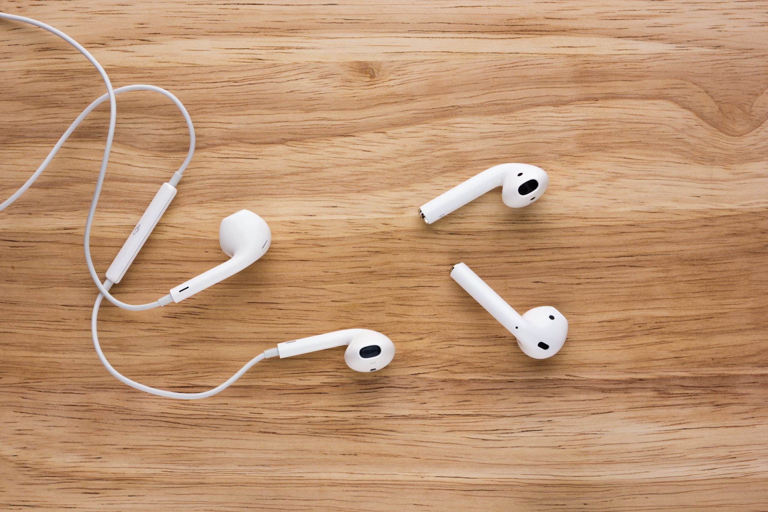 Things You Didn't Know Your EarPods and AirPods Could Do ...
