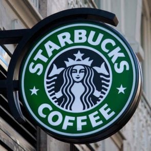 The-Hidden-Detail-on-the-Starbucks-Logo-You-Never-Noticed-Before_173895596_Rob-Wilson-ft