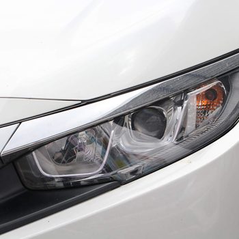 Car's headlight design