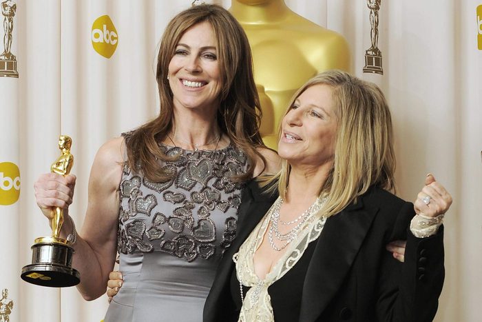 Us Director Kathryn Bigelow Holds Her Award As She Stands with Presenter and Us Singer Barbara Streisand (r) at the 82nd Annual Academy Awards at the Kodak Theater in Hollywood California Usa 07 March 2010 Bigelow Won For Achievement in Directing For 'The Hurt Locker ' the Oscars Are Awards Presented For Outstanding Individual Or Collective Efforts in Up to 25 Categories in Filmmaking United States Hollywood