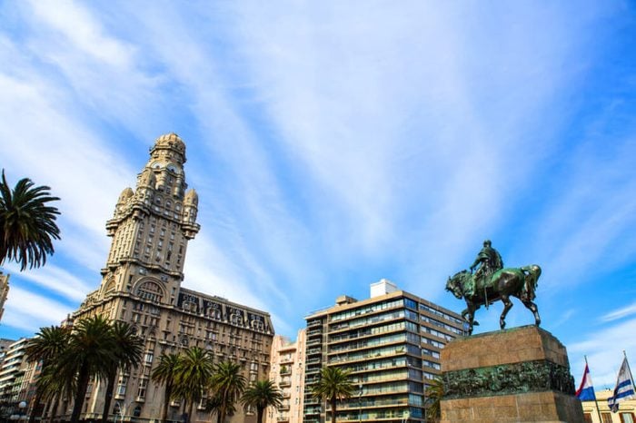 View over the Plaza Independencia in Montevideo , Uruguay.