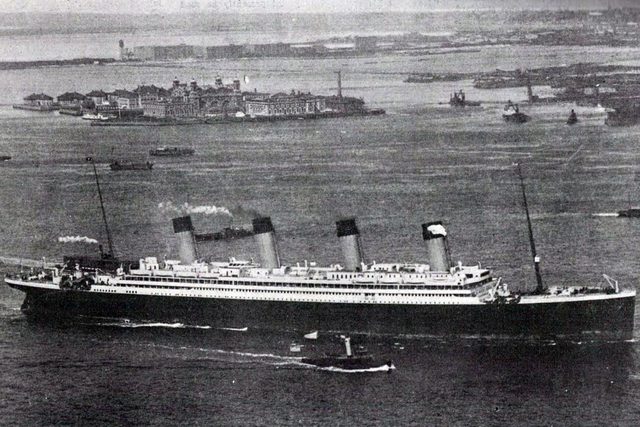 Photograph of the RMS Olympic, sister ship to the Titanic, arriving in New York after her maiden voyage. Dated 1911 (Photo by: Universal History Archive/UIG via Getty images).