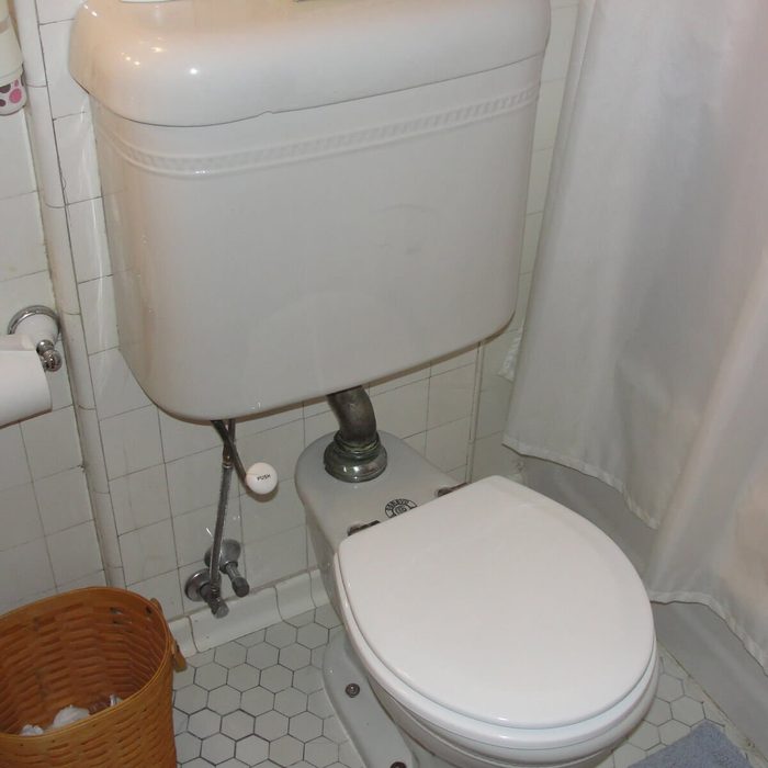 32-Old-toilet-2