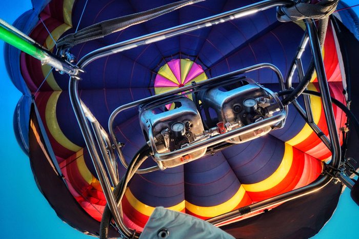 Hot air balloon engines. Hot air balloon flight.
