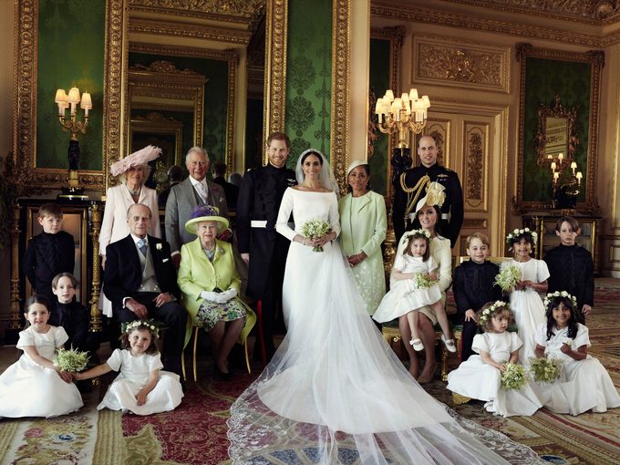 01-royal-wedding-official-photos-Alexi-Lubomirski-AP-REX-Shutterstock